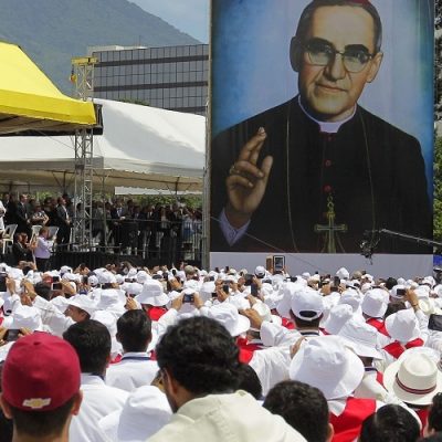 Obispos latinoamericanos se reúnen en El Salvador para homenajear a Óscar Romero