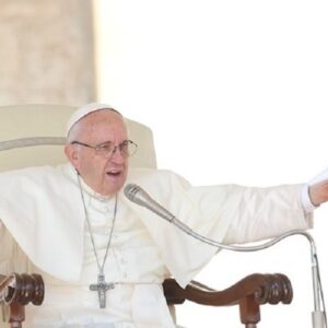 El Papa Francisco lanzó la campaña de Caritas en favor de los migrantes: Iglesia que abraza como nos pide Cristo