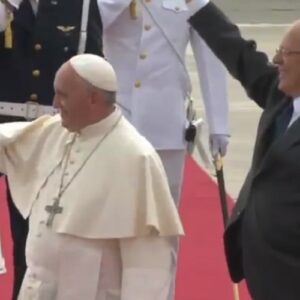 Perú: el pueblo sale a las calles de Lima a recibir al Papa con júbilo