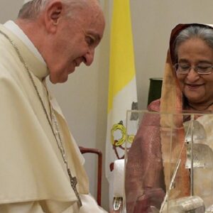Bangladesh: el Papa conversa con Sheikh Hasina, Primera Ministra