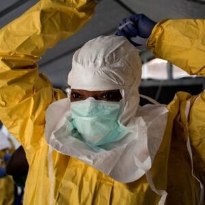 Crece el número de afectados de ébola: una carrera contrarreloj