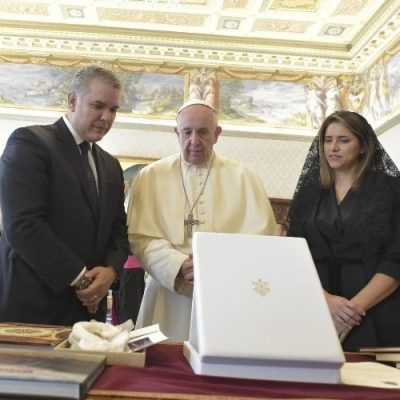 El Papa y el Presidente de Colombia: “Proceso de paz y migraciones”