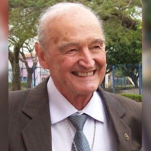 Muere en Brasil el jesuita español y “cazador de enigmas”, el Padre Quevedo