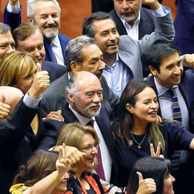 El desafío de la oposición: Enfrentar la relegitimación neoliberal