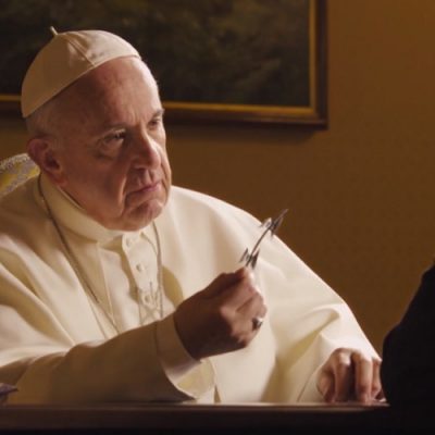 Cuchillas anti-migrantes y lágrimas del Papa, porque “el mundo se olvidó de llorar”