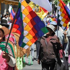 Iglesia y Unión Europea intentan mediar en la crisis boliviana