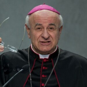 Covid-19, arzobispo Paglia: Humanizar los cuidados es esencial