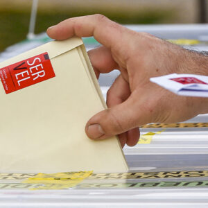 Revista Mensaje N° 701. «El voto obligatorio es una necesidad imperiosa»