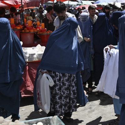 La ONU, a los talibanes: «Ninguna religión justifica la violación de los derechos de mujeres y niñas»